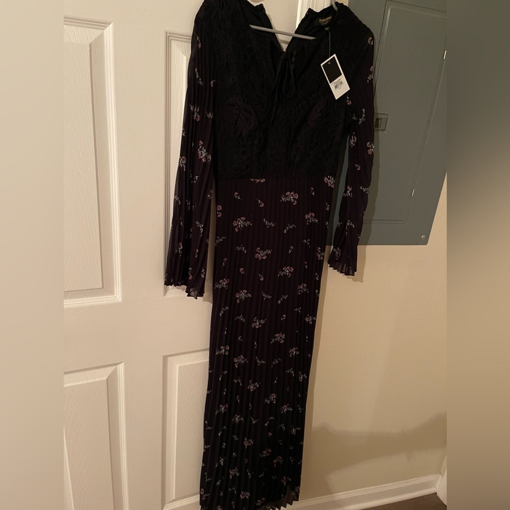 Maxi pleated dress